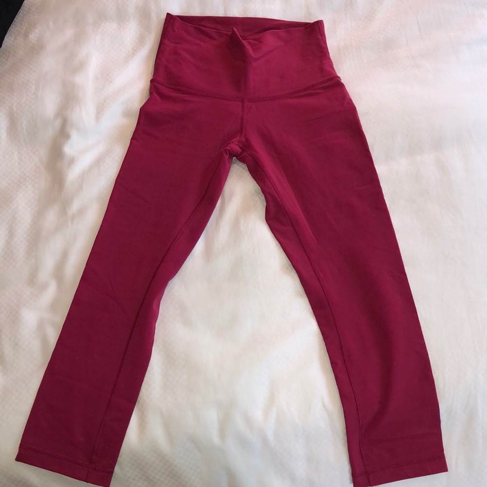 Pink Raspberry Cropped Lululemon Leggings